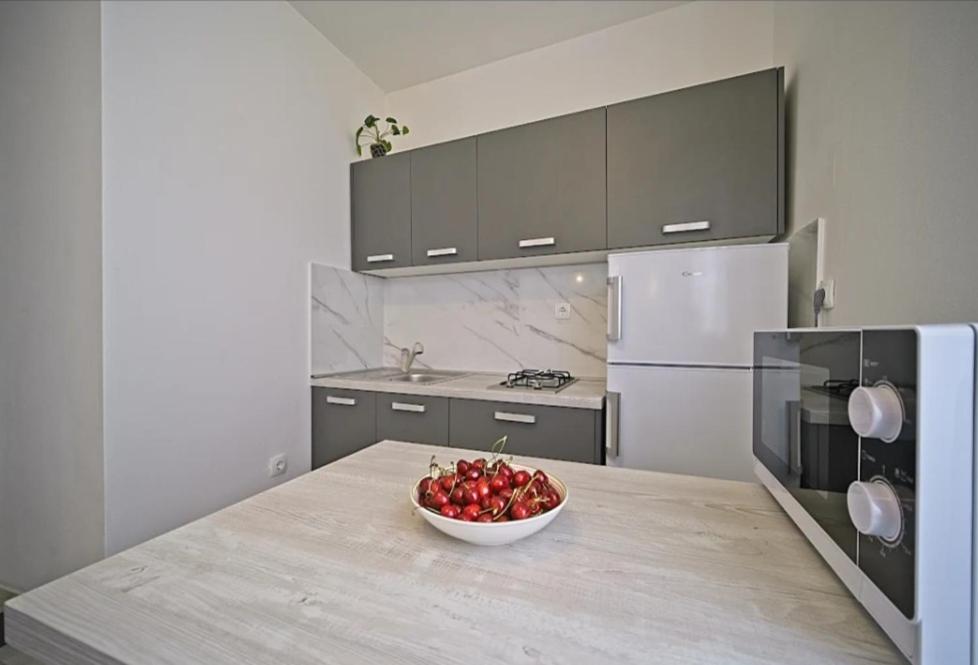 Apartment Vita Постира Екстериор снимка